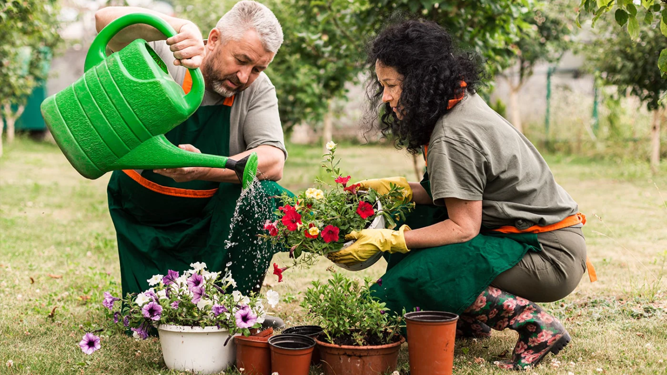 How_Gardening_Improves_Your_Mind_And_Body-min