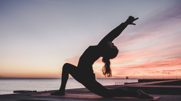 yoga-6723315_960_720.jpg
