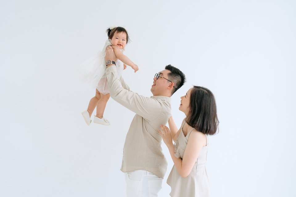 family-9050396_960_720.jpg